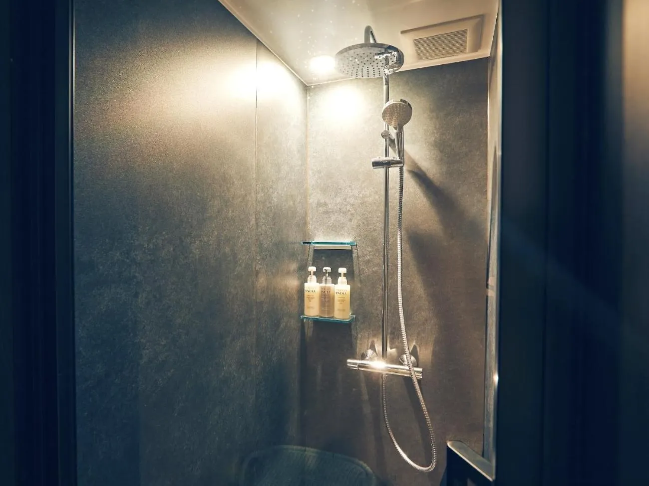 ルクス箱根湯本 Lux Hakone Yumoto Villa