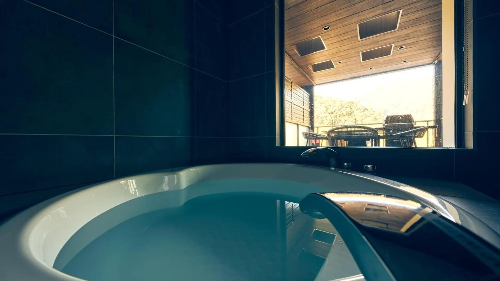 ルクス箱根湯本 Lux Hakone Yumoto Villa Japan