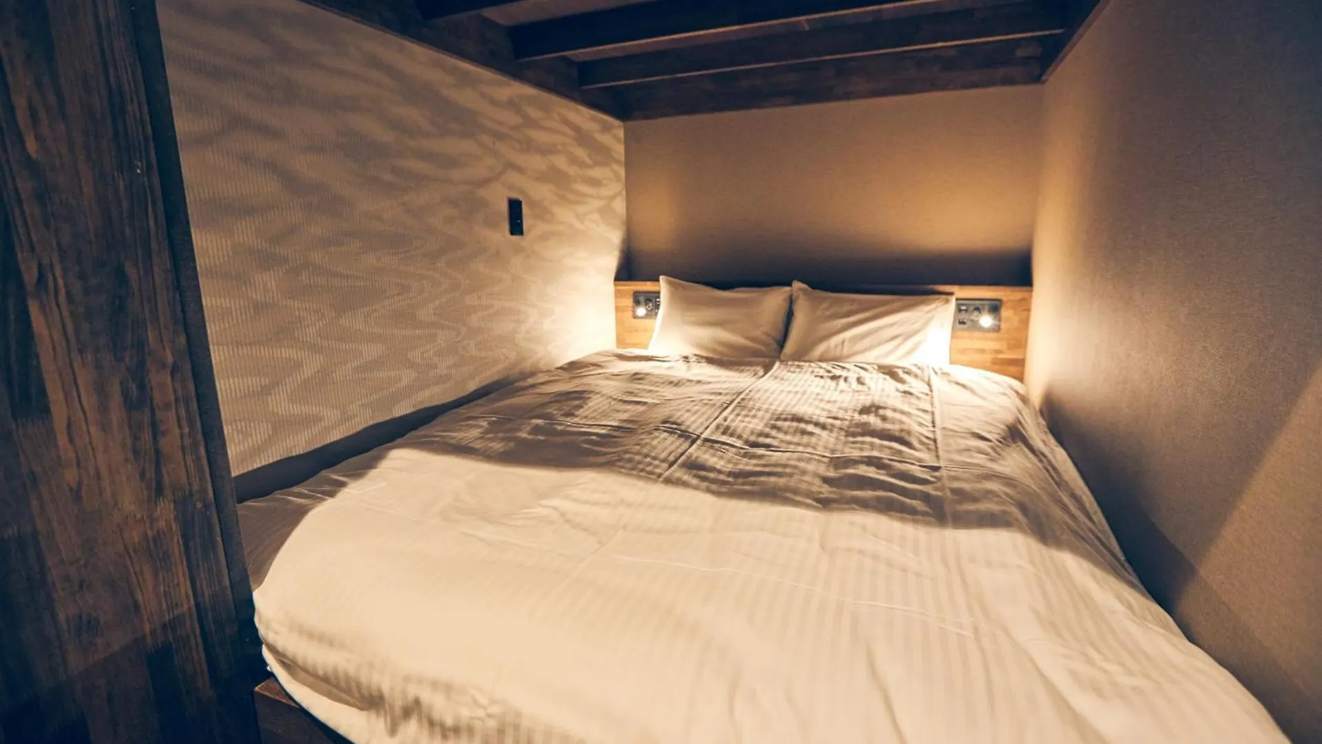 ルクス箱根湯本 Lux Hakone Yumoto Villa Japan